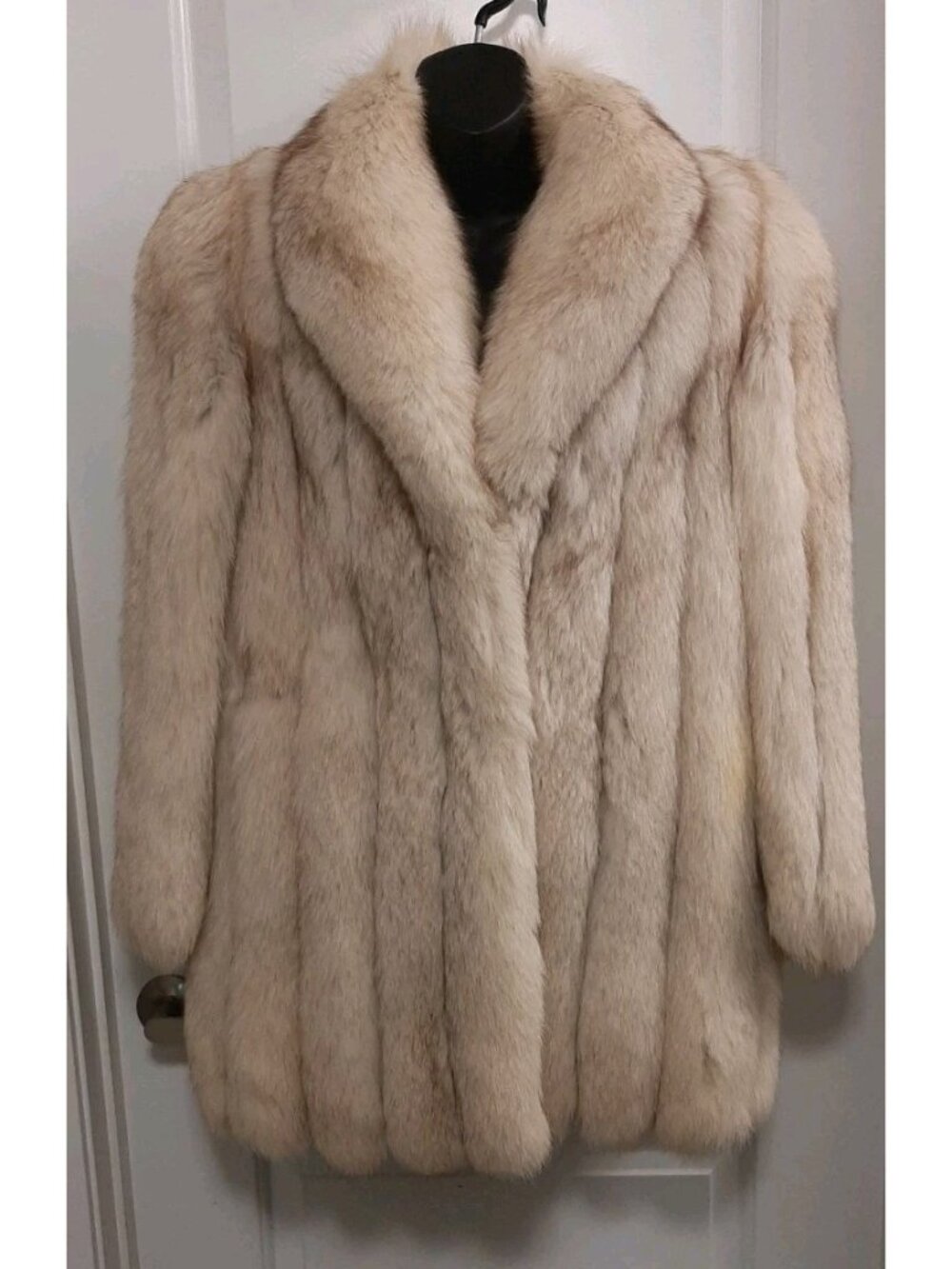 Vintage Finland Real Blue Fox Fur Coat Jacket Women Ivory Soft Medium READ